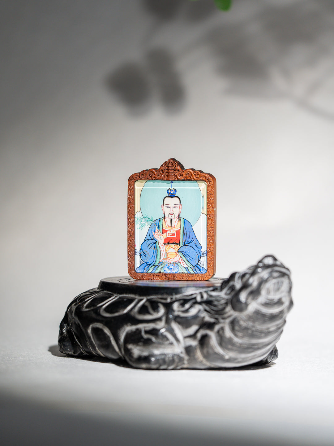 纯手绘 太乙救苦天尊枣木外壳吊坠唐卡