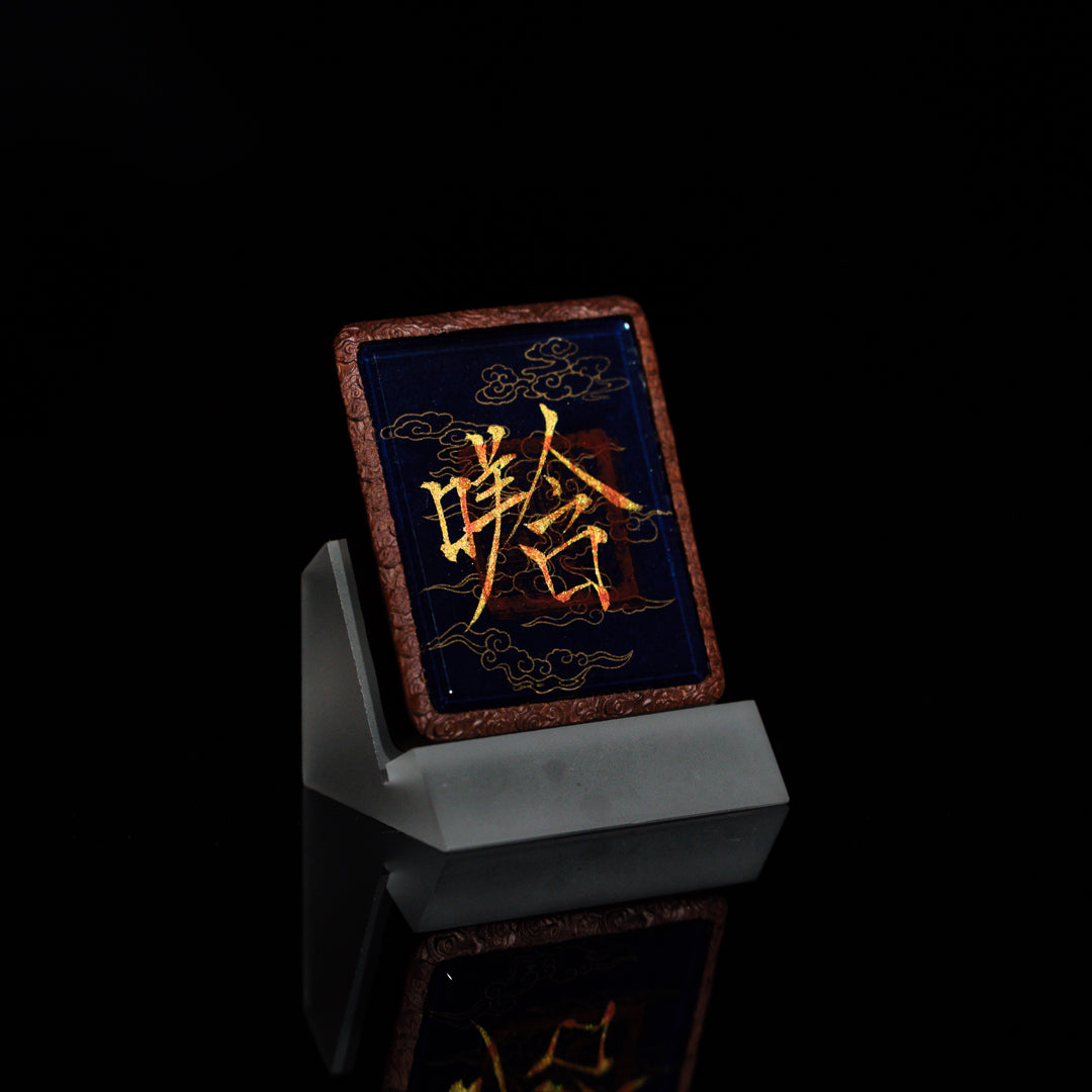 手绘点彩 斗姆元君枣木外壳吊坠唐卡