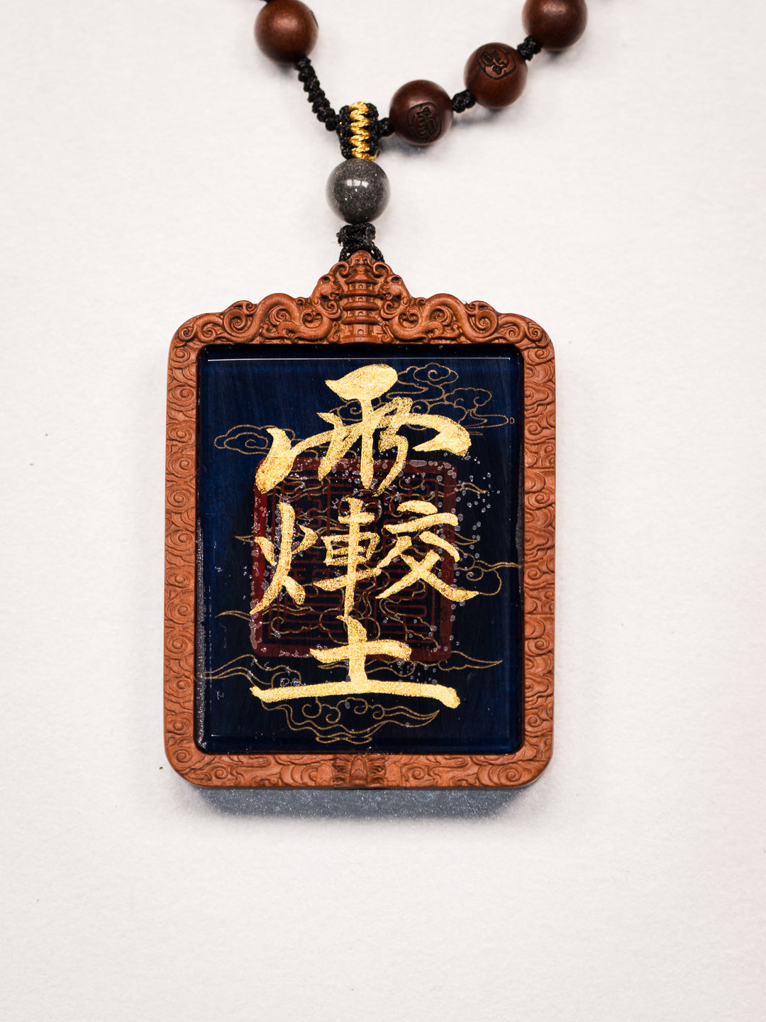 纯手绘(永乐宫)后土娘娘枣木外壳吊坠唐卡