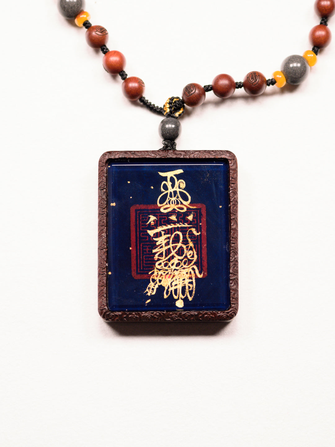 手绘点彩 赵公明枣木外壳 小神龛吊坠唐卡