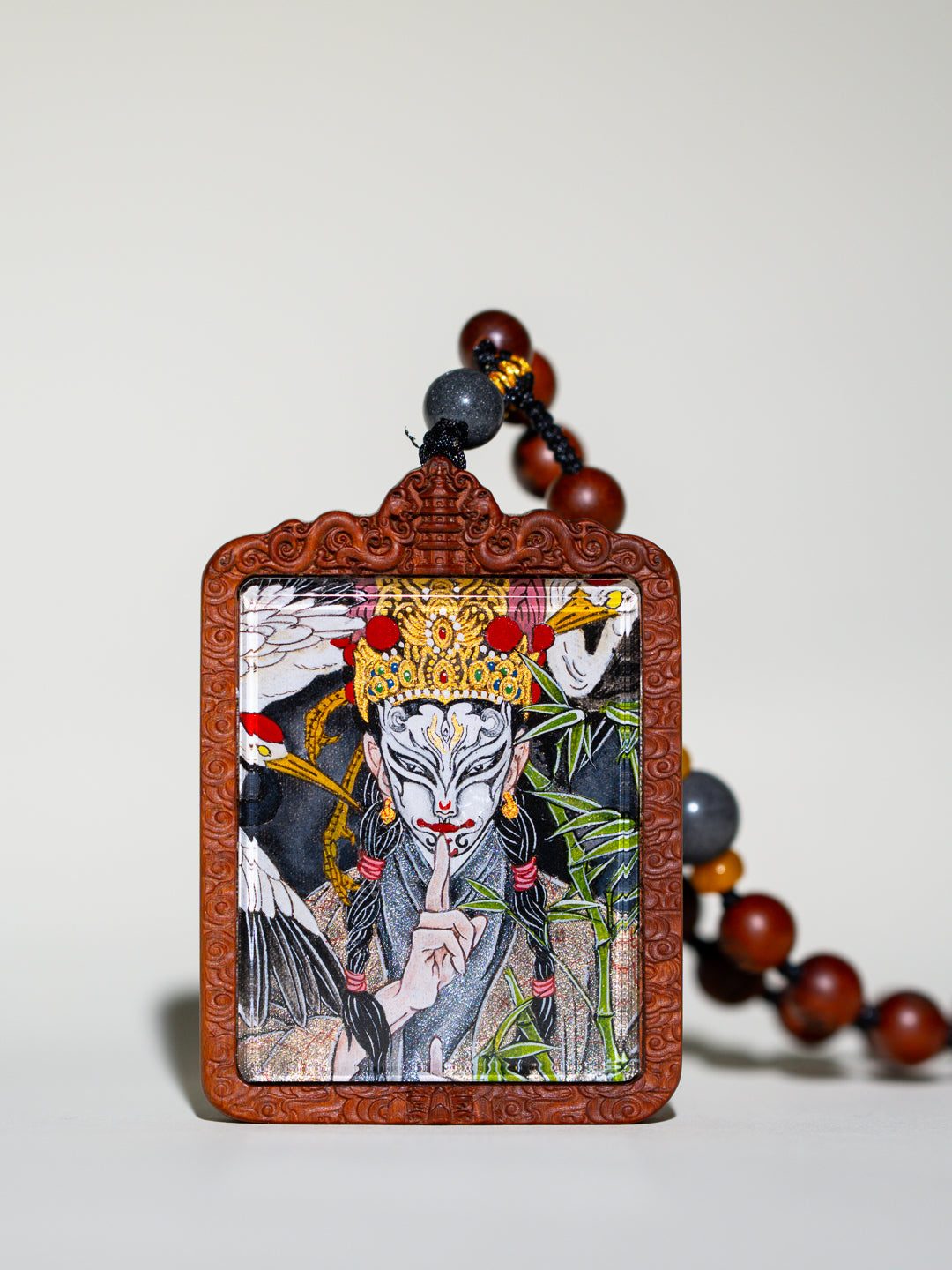 纯手绘 官将首白鹤童子枣木外壳吊坠唐卡