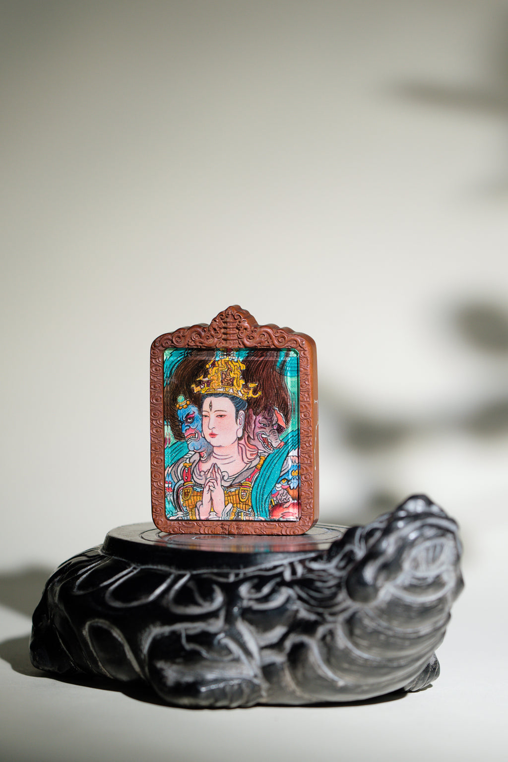 纯手绘 斗姆元君 枣木外壳吊坠唐卡