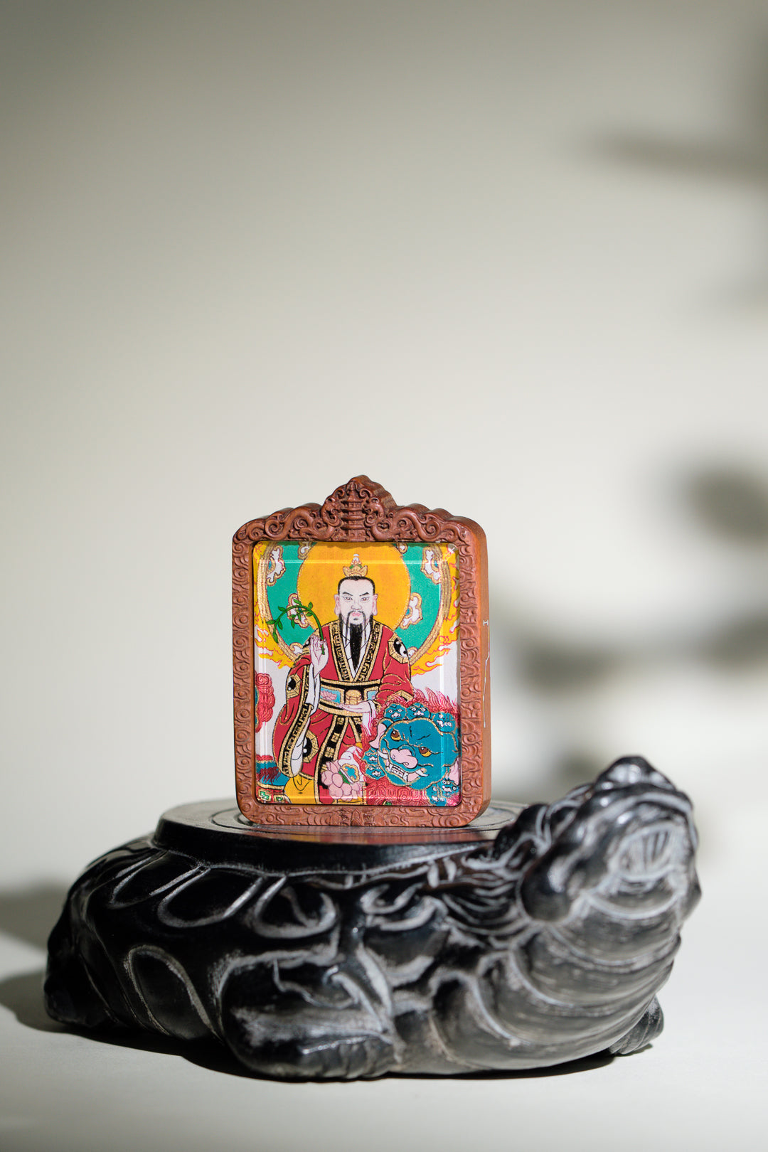 纯手绘 太乙救苦天尊枣木外壳吊坠唐卡