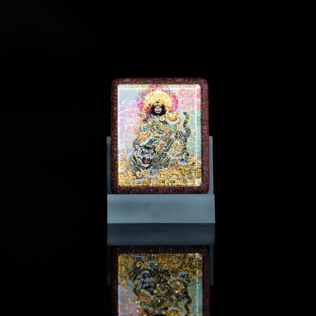 手绘点彩 财神赵公明枣木外壳吊坠唐卡