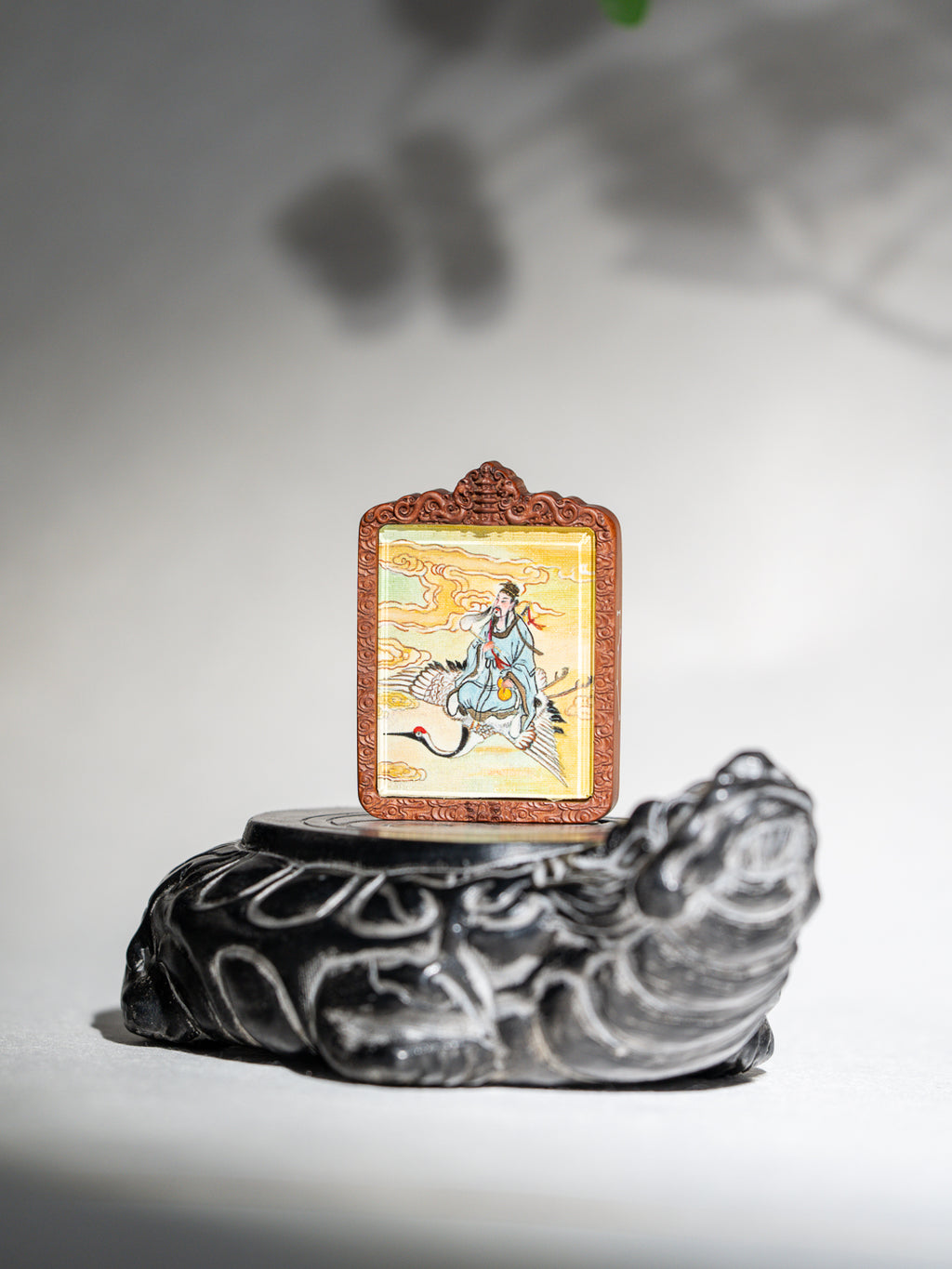 纯手绘 吕洞宾纯阳祖师枣木外壳吊坠唐卡