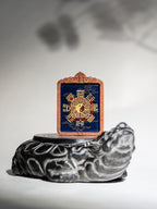 纯手绘 梅山张五郎翻坛枣木外壳吊坠唐卡