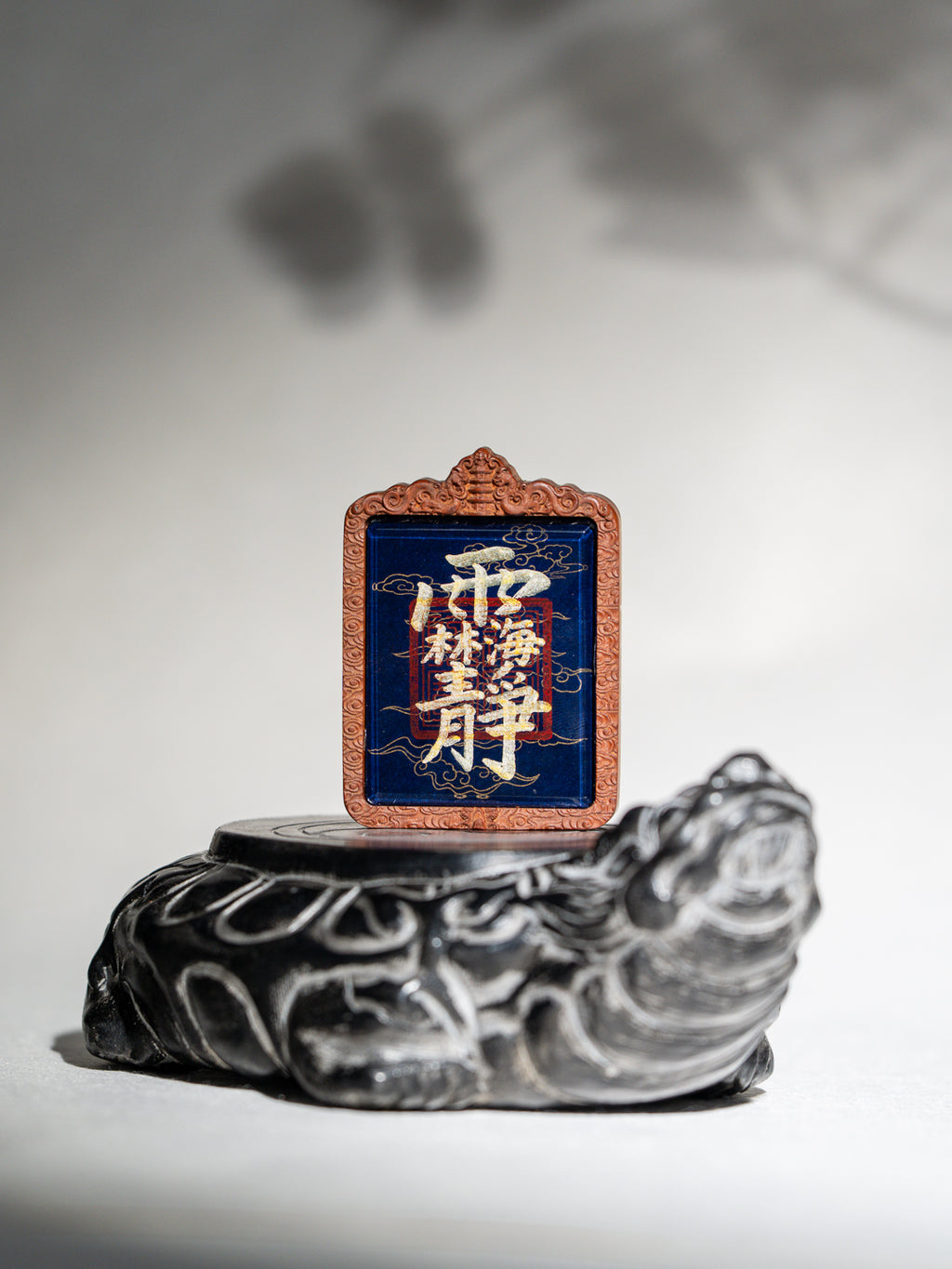 纯手绘 妈祖娘娘 枣木外壳吊坠唐卡