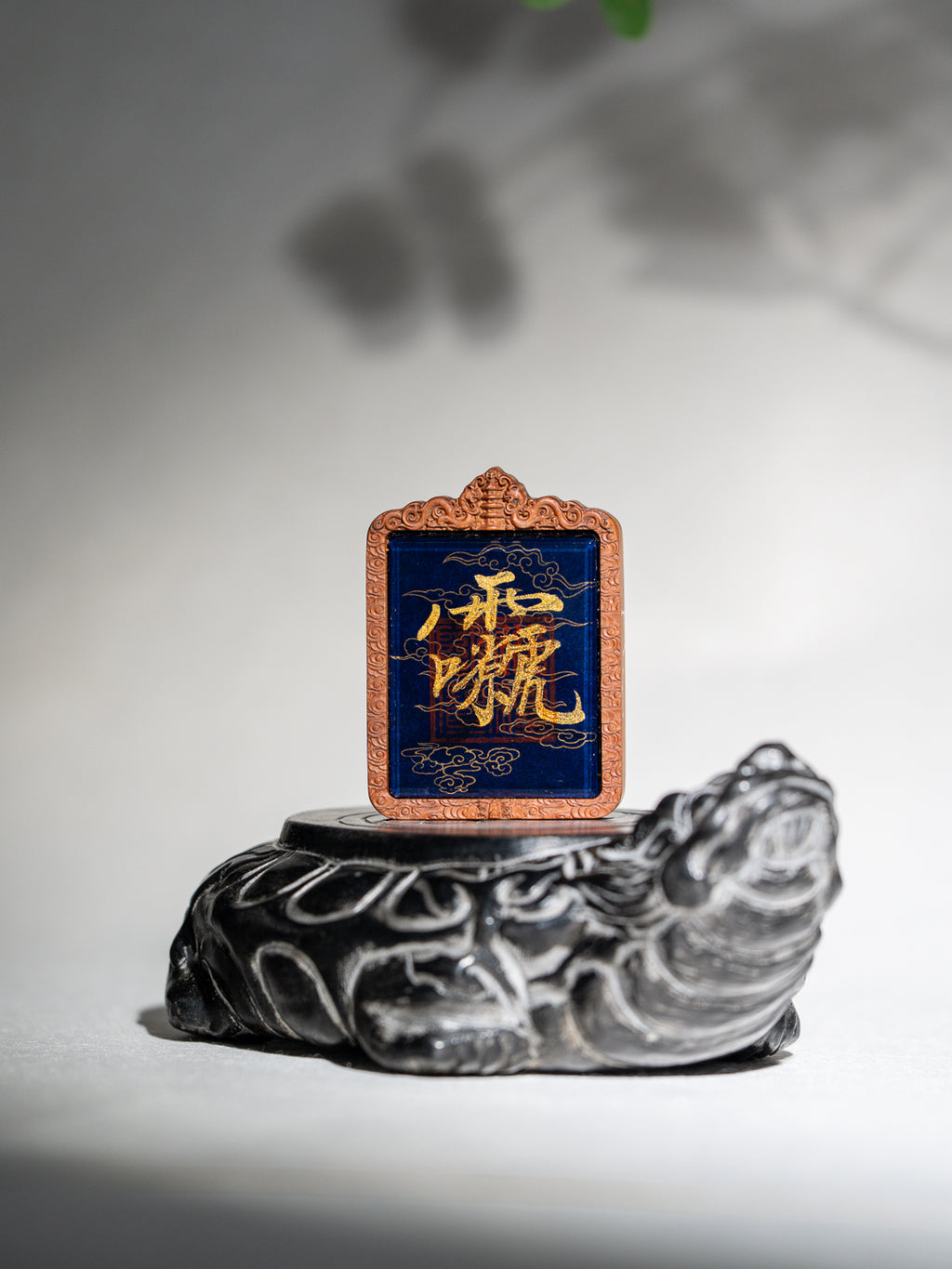 纯手绘 文相雷祖 枣木外壳 吊坠唐卡