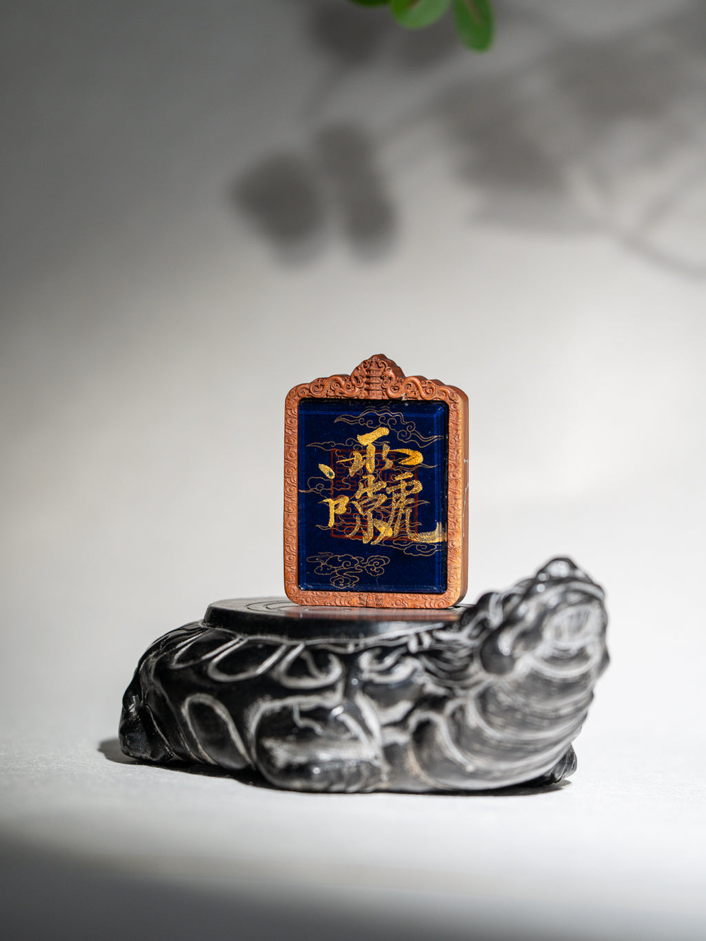 纯手绘 武相雷祖 枣木外壳 吊坠唐卡