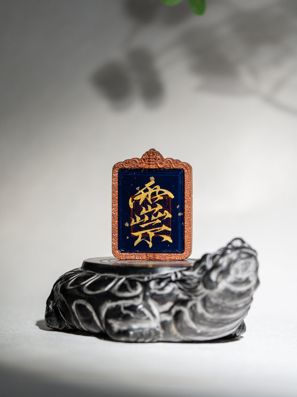 纯手绘 碧霞元君泰山奶奶 枣木外壳吊坠唐卡