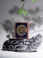 纯手绘 山鬼花钱+八卦 枣木外壳吊坠唐卡