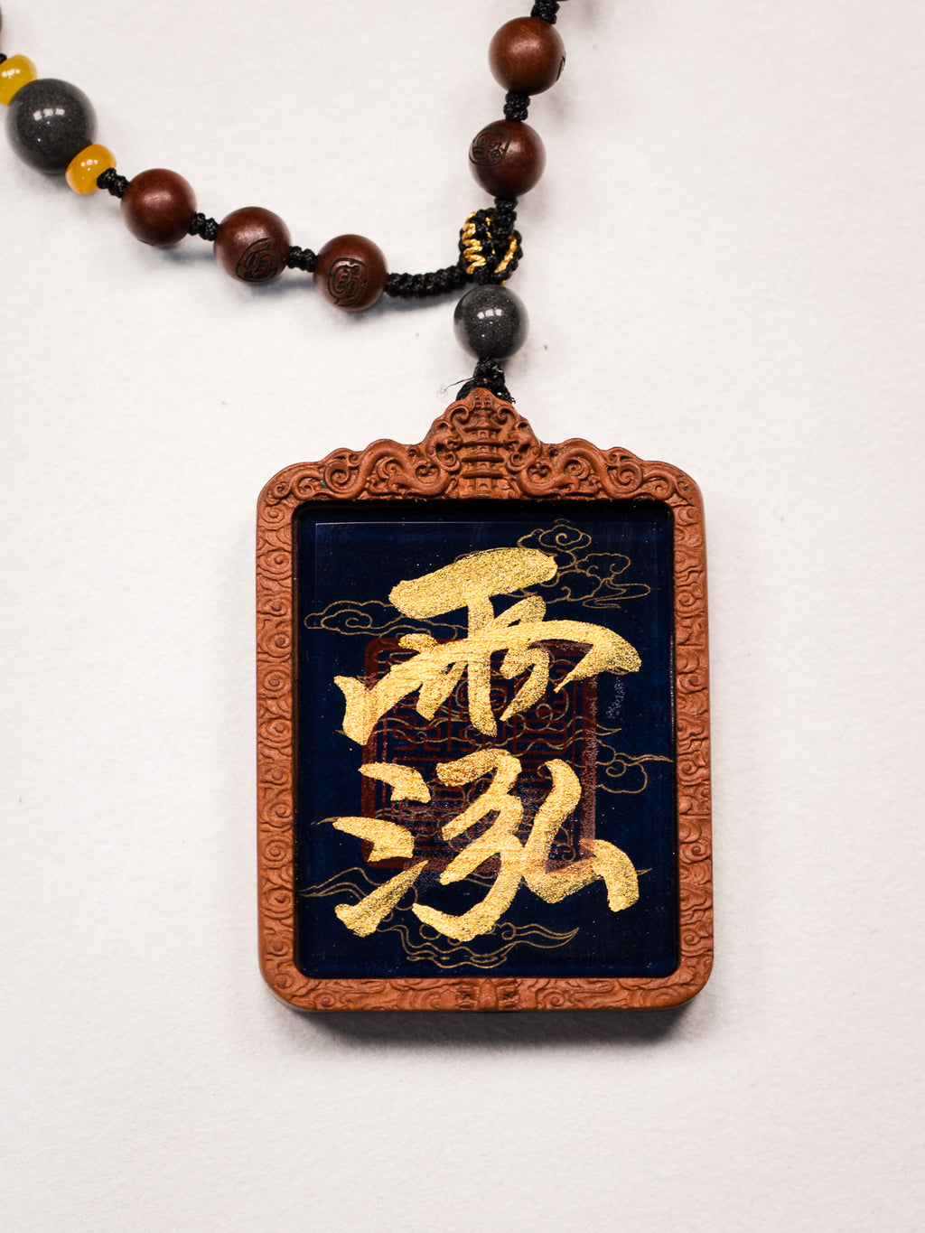 纯手绘玉清元始天尊 枣木外壳吊坠唐卡