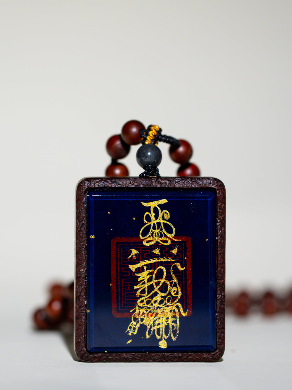 手绘点彩 赵公明枣木外壳 小神龛吊坠唐卡