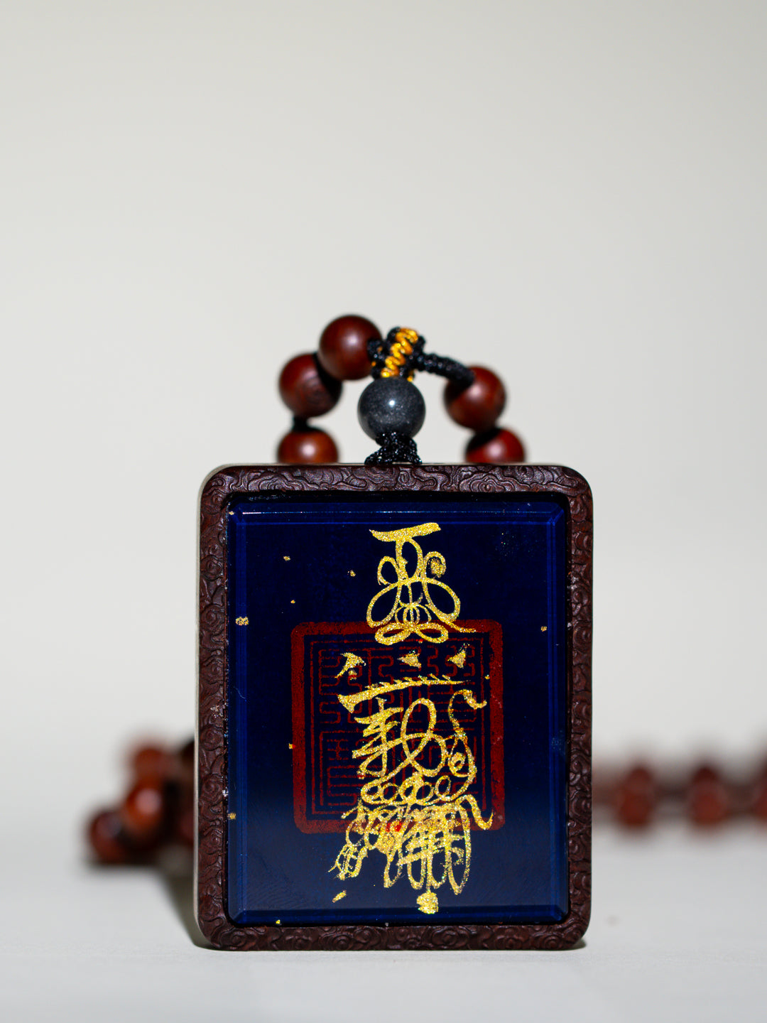 手绘点彩 赵公明枣木外壳 小神龛吊坠唐卡