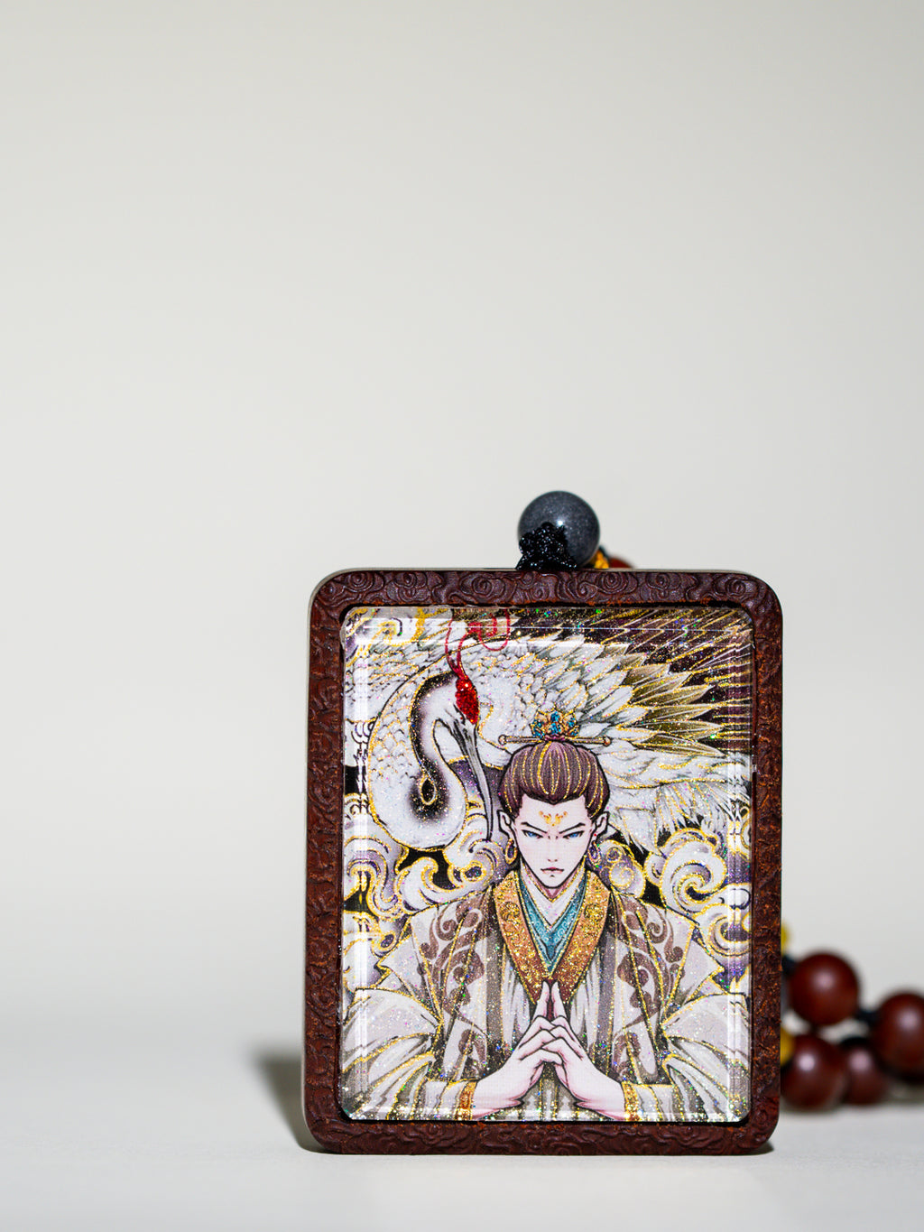 手绘点彩元始侍童白鹤童子枣木外壳吊坠唐卡