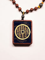 纯手绘 山鬼花钱+八卦 枣木外壳吊坠唐卡