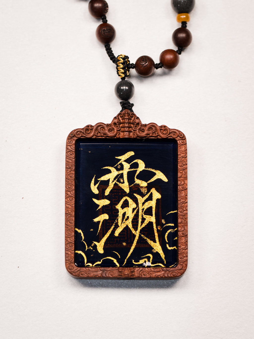 纯手绘 太清太上老君枣木外壳吊坠唐卡