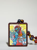 手绘点彩 公母貔貅枣木外壳 神龛吊坠唐卡